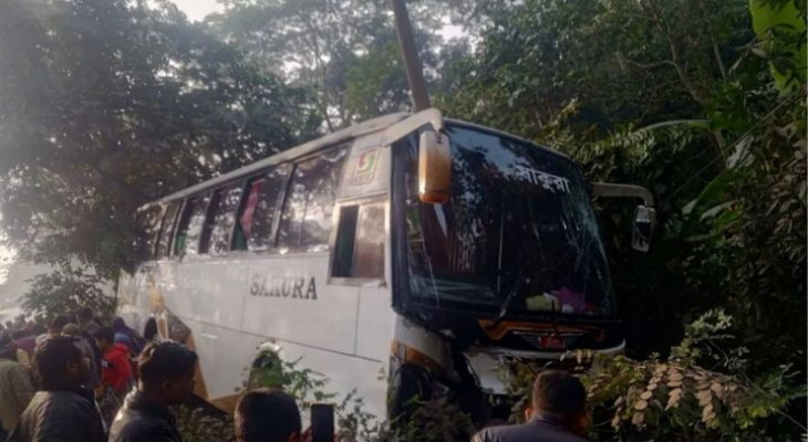 বরিশালে বাসচাপায় ব্যাংক কর্মকর্তা নিহত